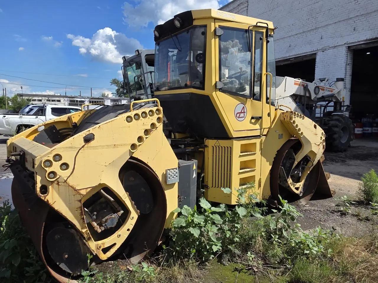 Тандемный вибрационный каток BOMAG BW (класс 9–14 т) — фото 1