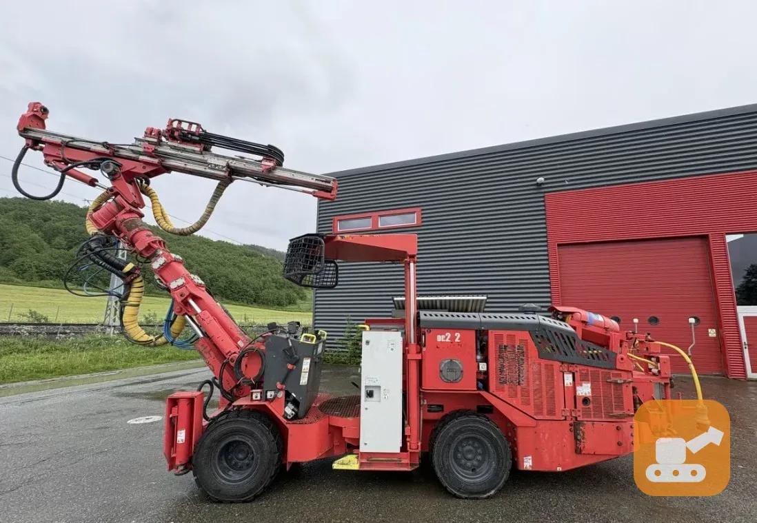 Проходческая буровая установка Sandvik DD212 — фото 1