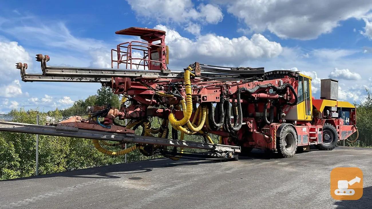 Тоннельная буровая установка Sandvik DT1130i — фото 1