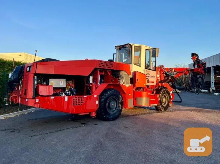 Тоннельная буровая установка Sandvik DT820-SC — фото 3