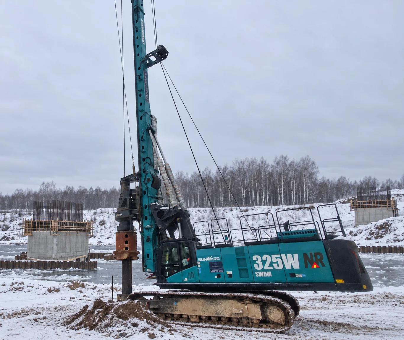 Бурение свай большого диаметра 2500 мм установкой SUNWARD SWDM325W — фото 1