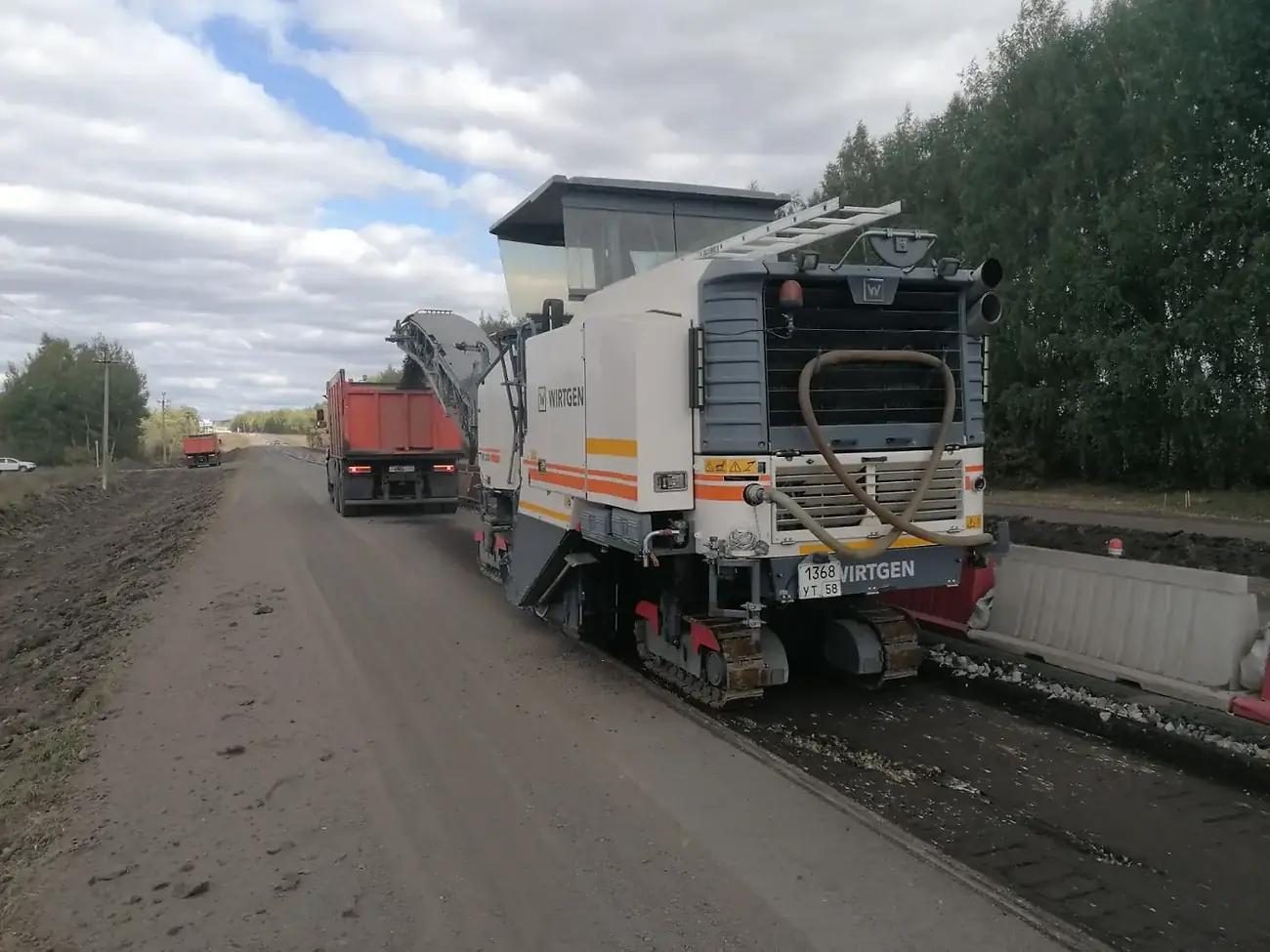 Wirtgen W 200 фрезерует трассу Р-207 в Пензенской области