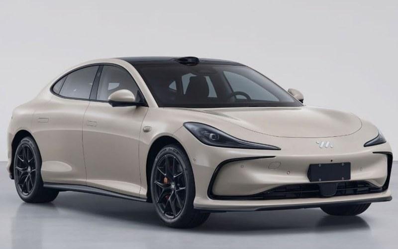 IM Motors L6 — электромобиль под заказ из Китая