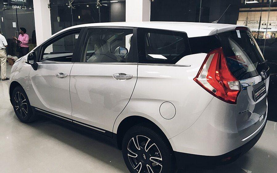 Mahindra Marazzo — дизель, под заказ из Индии