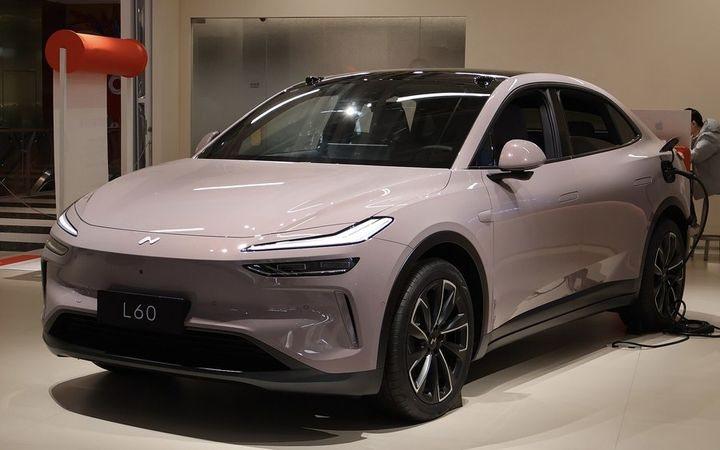 Onvo L60 — электромобиль под заказ из Китая