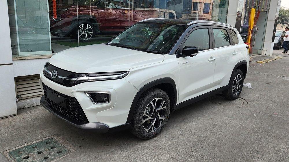 Toyota Hyryder — под заказ из Индии