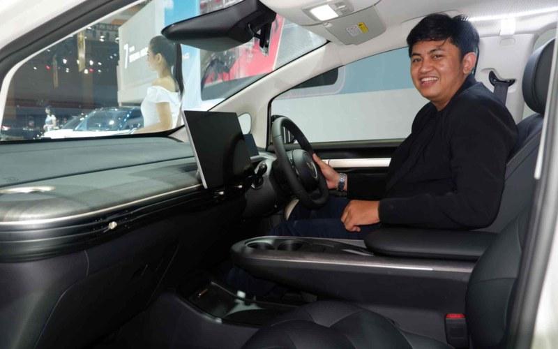 Wuling Cloud EV — электромобиль под заказ из Китая