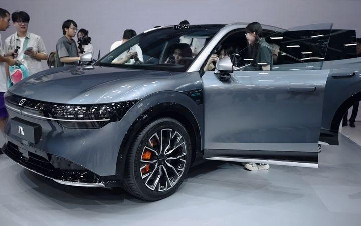 Zeekr 7X — электромобиль под заказ из Китая