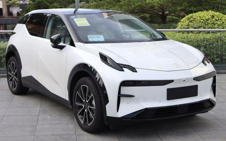 Zeekr X — электромобиль под заказ из Китая